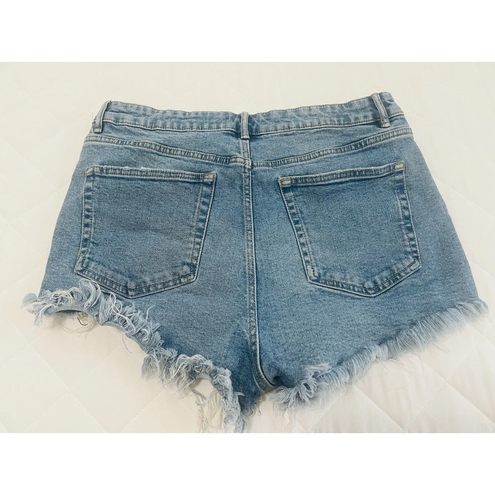 ZARA Women's High Rise Denim Shorts Raw Hem Minimal Distressed Blue Jean Size 12